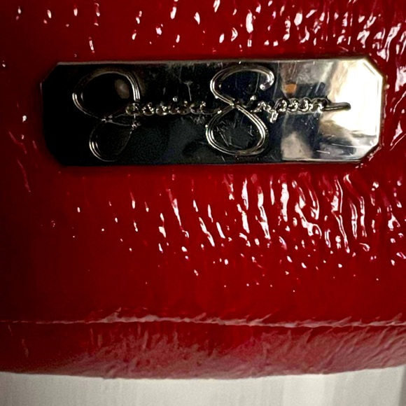NWOT Jessica Simpson red purse! New never used! Crossbody adjustable strap! - Picture 4 of 7